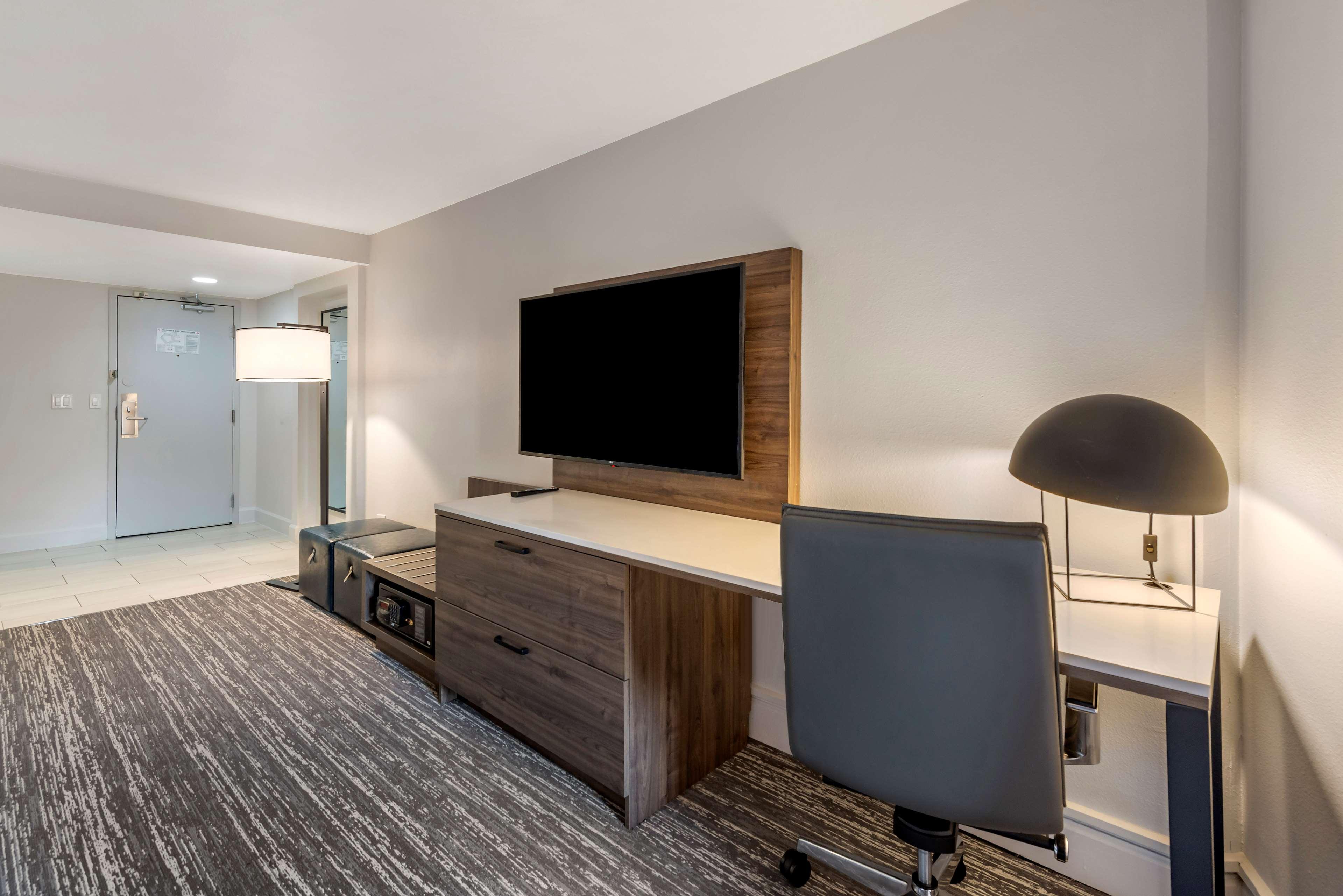 Best Western Premier Denver East Kültér fotó