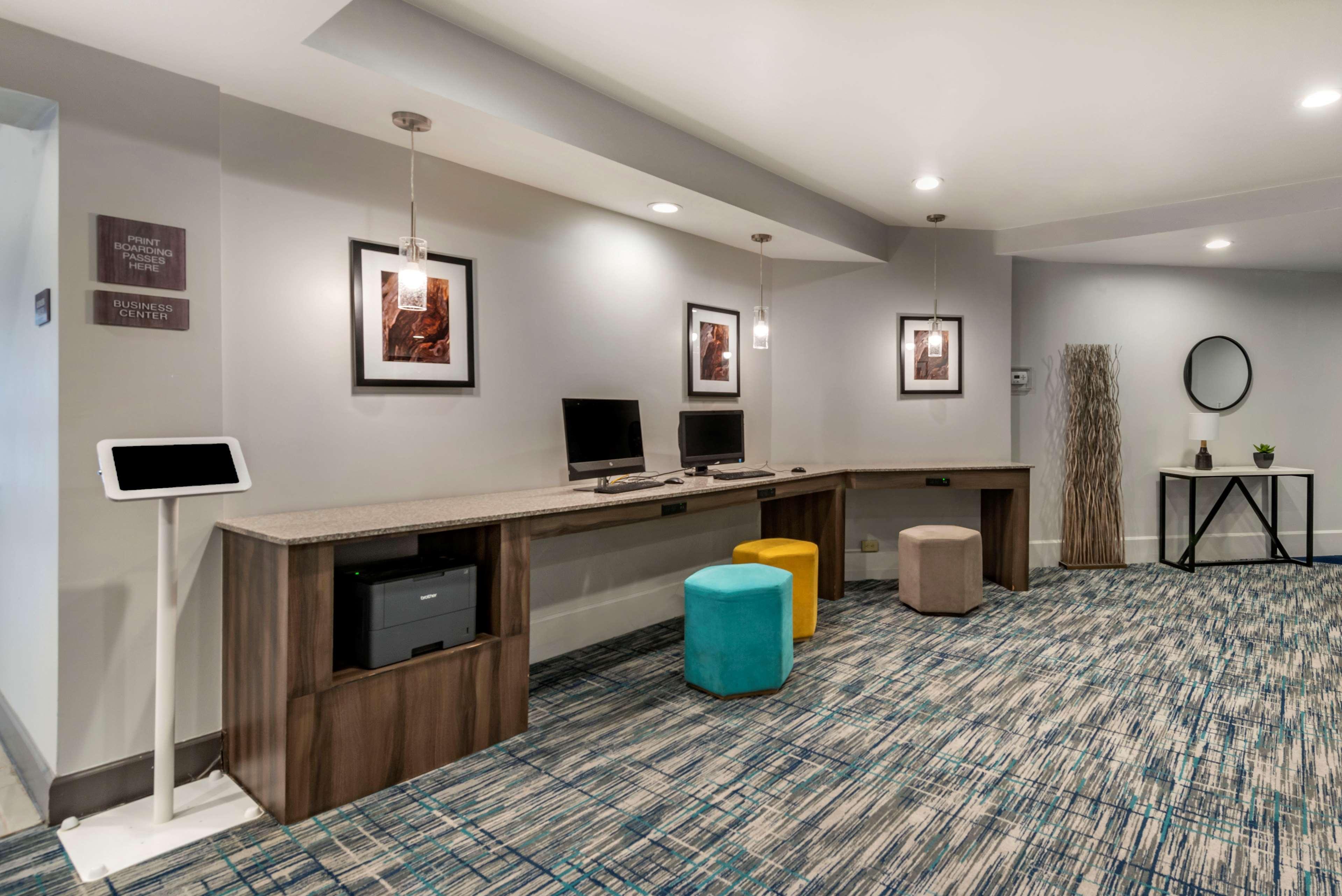 Best Western Premier Denver East Kültér fotó